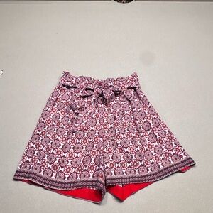 Max Studio Red and White High Waist Shorts with Chic Design